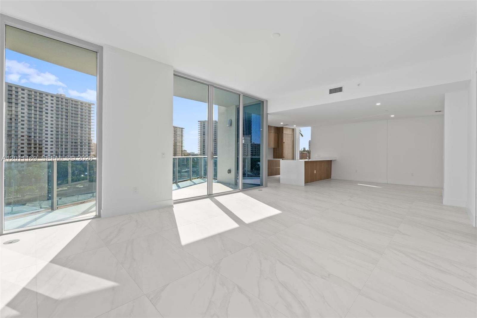 17550 Collins #501 Sunny Isles Beach, FL 33160