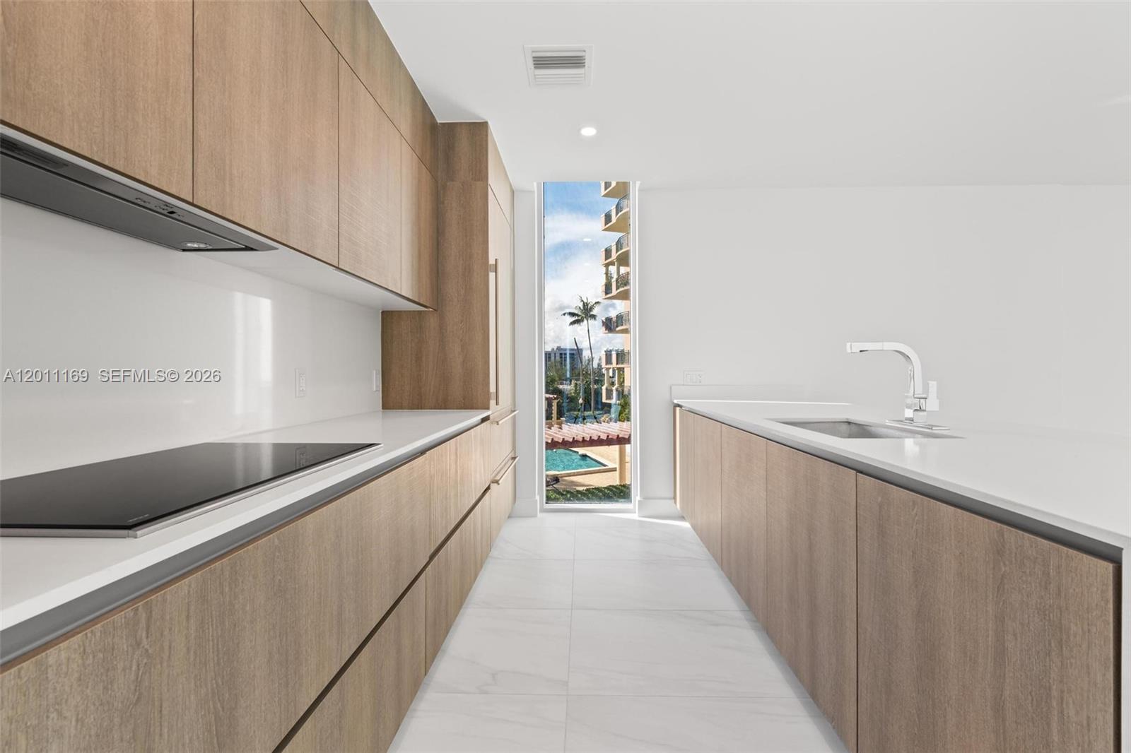 17550 Collins #501 Sunny Isles Beach, FL 33160