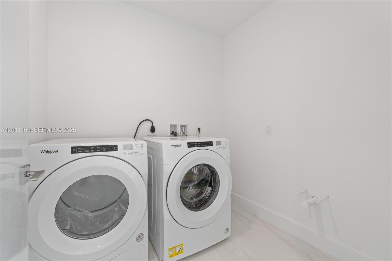 17550 Collins #501 Sunny Isles Beach, FL 33160