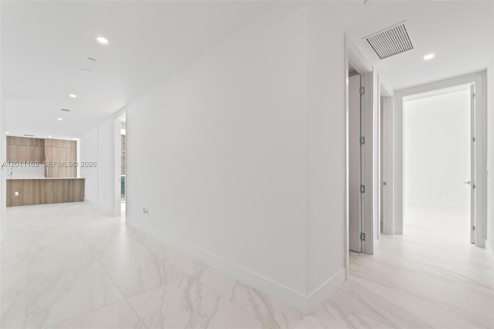 17550 Collins #501 Sunny Isles Beach, FL 33160