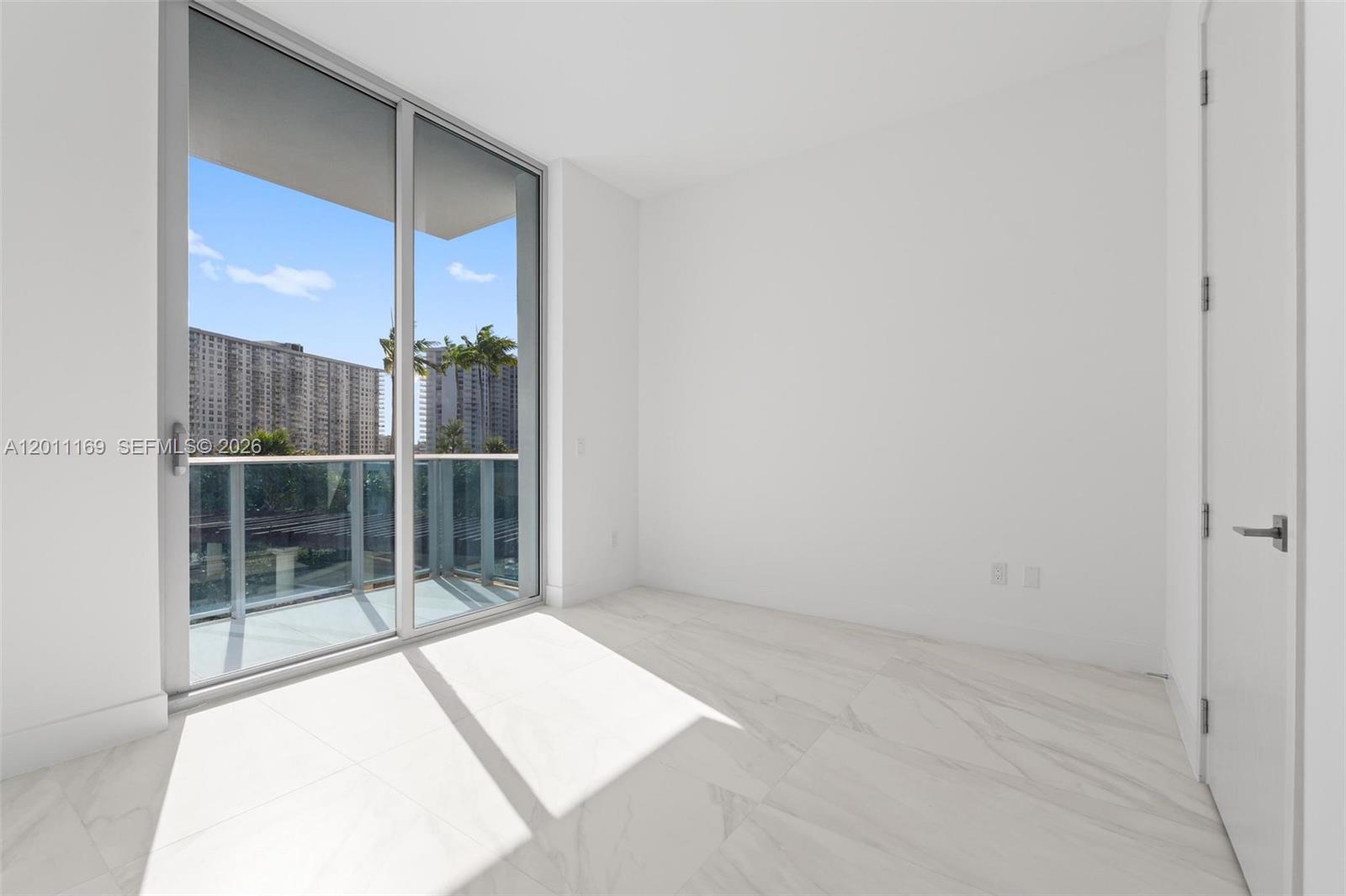 17550 Collins #501 Sunny Isles Beach, FL 33160