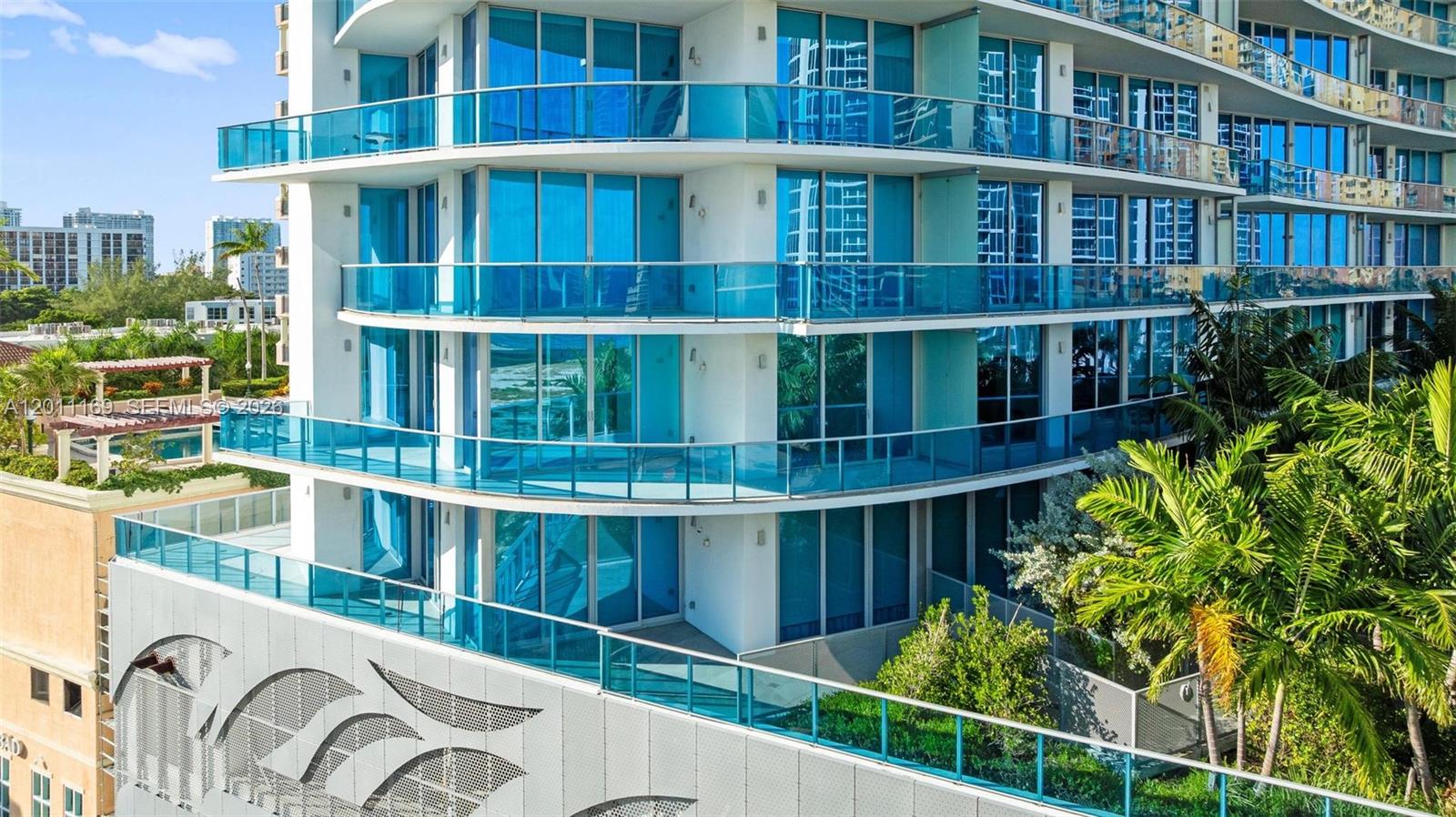 17550 Collins #501 Sunny Isles Beach, FL 33160