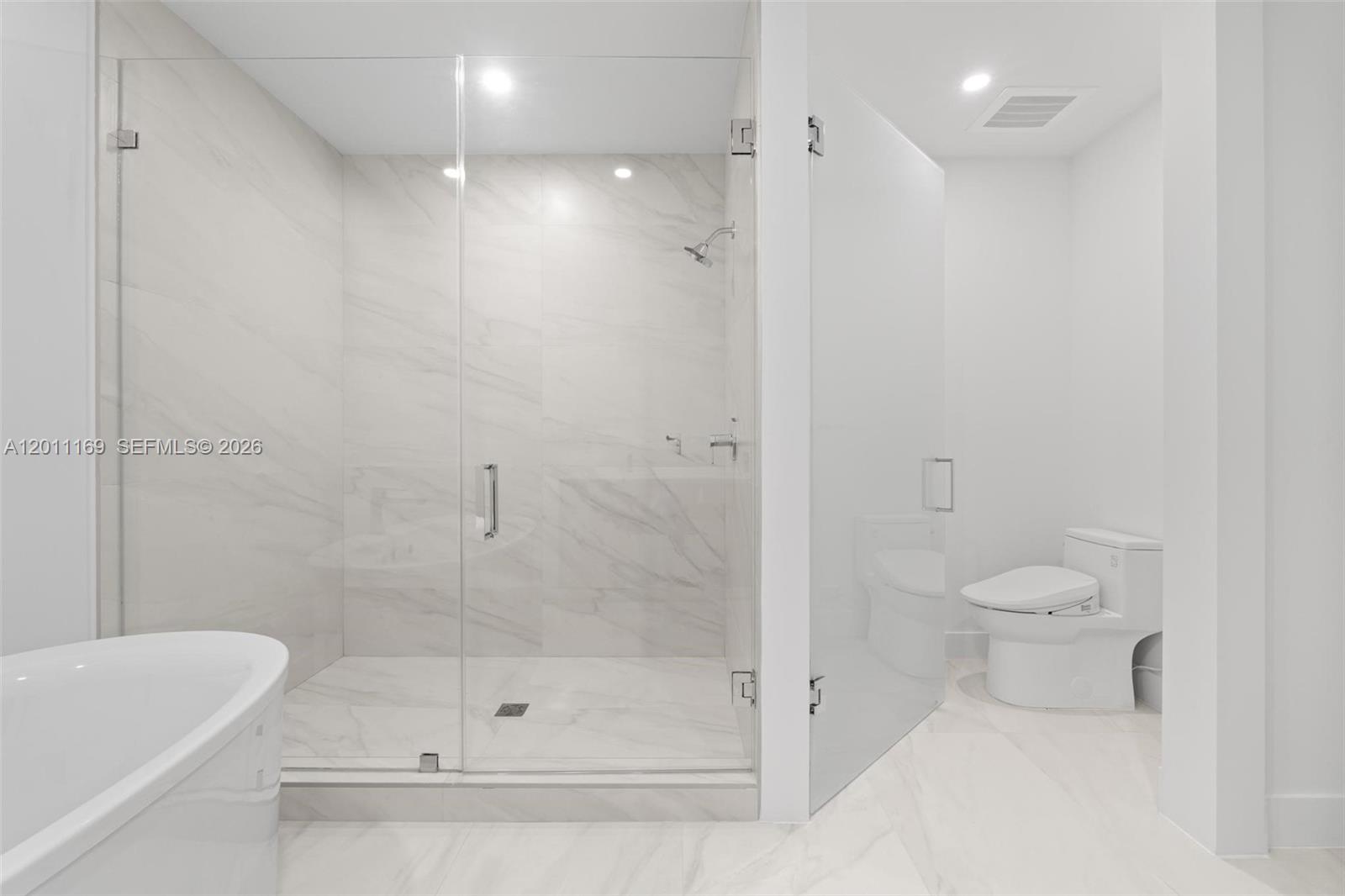 17550 Collins #501 Sunny Isles Beach, FL 33160