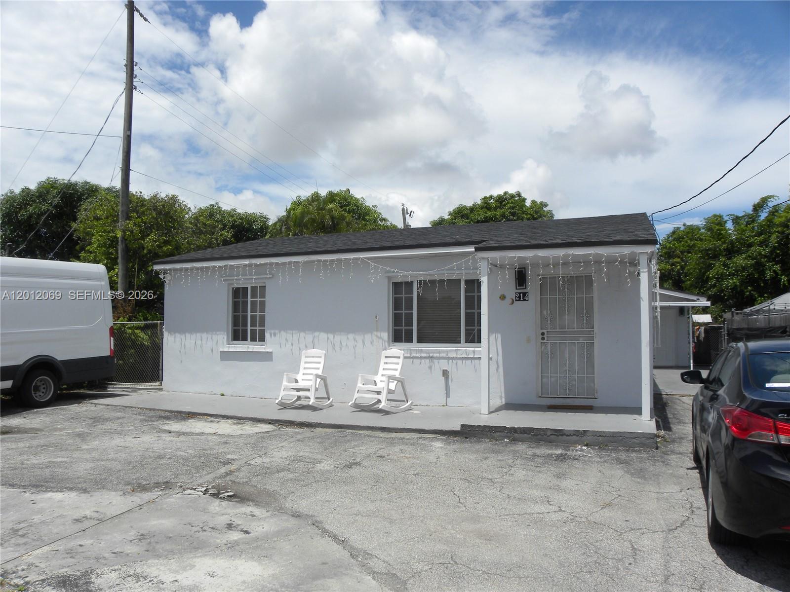 214 NW 49th Ave #Front