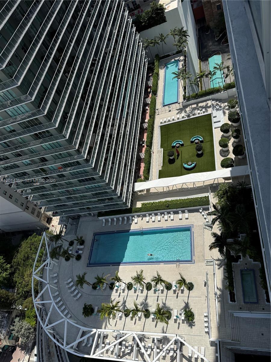 image Axis on Brickell South9