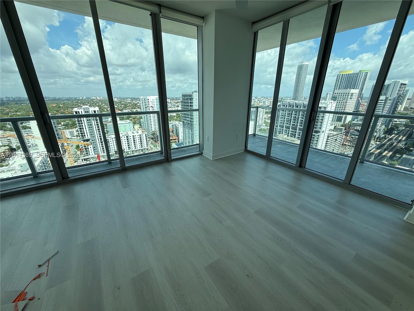 image Axis on Brickell South4