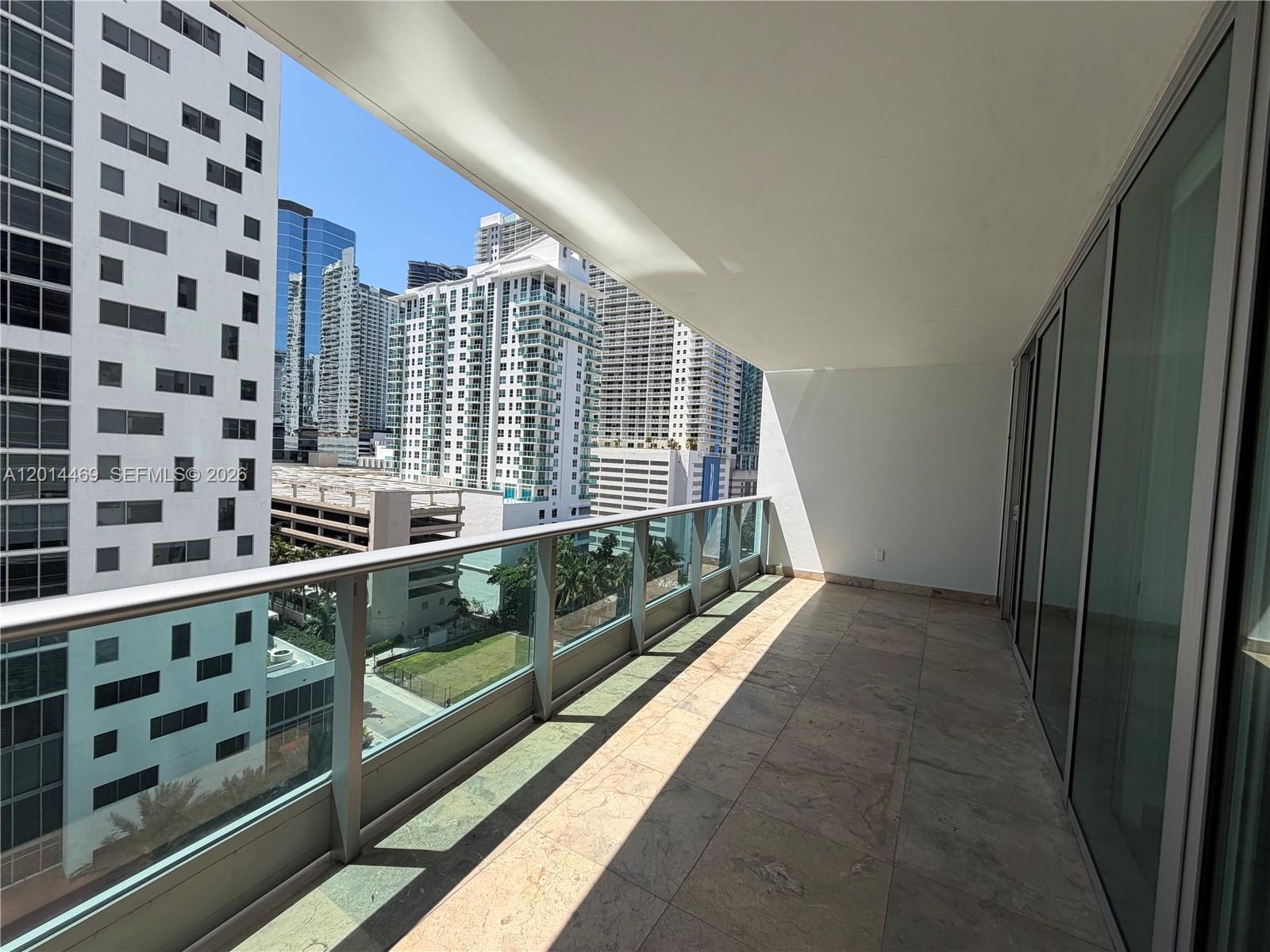 image Jade at Brickell Bay10