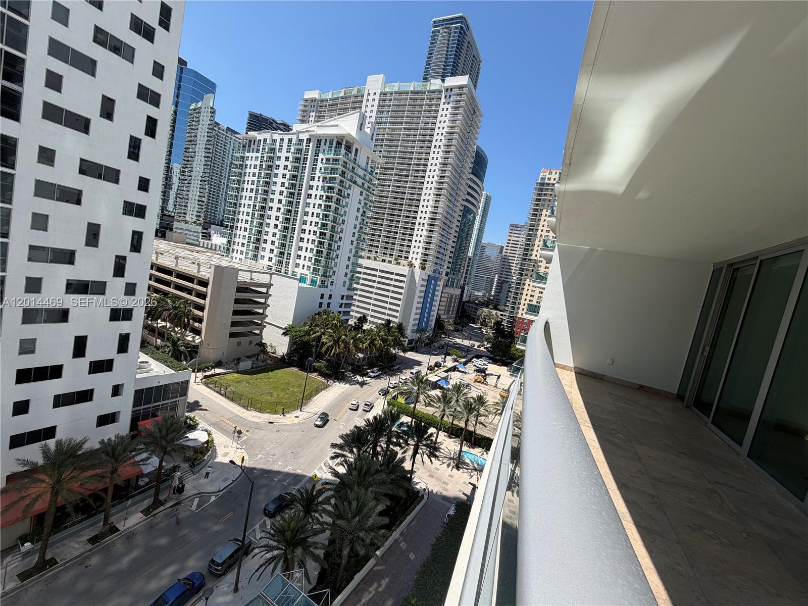 image Jade at Brickell Bay13