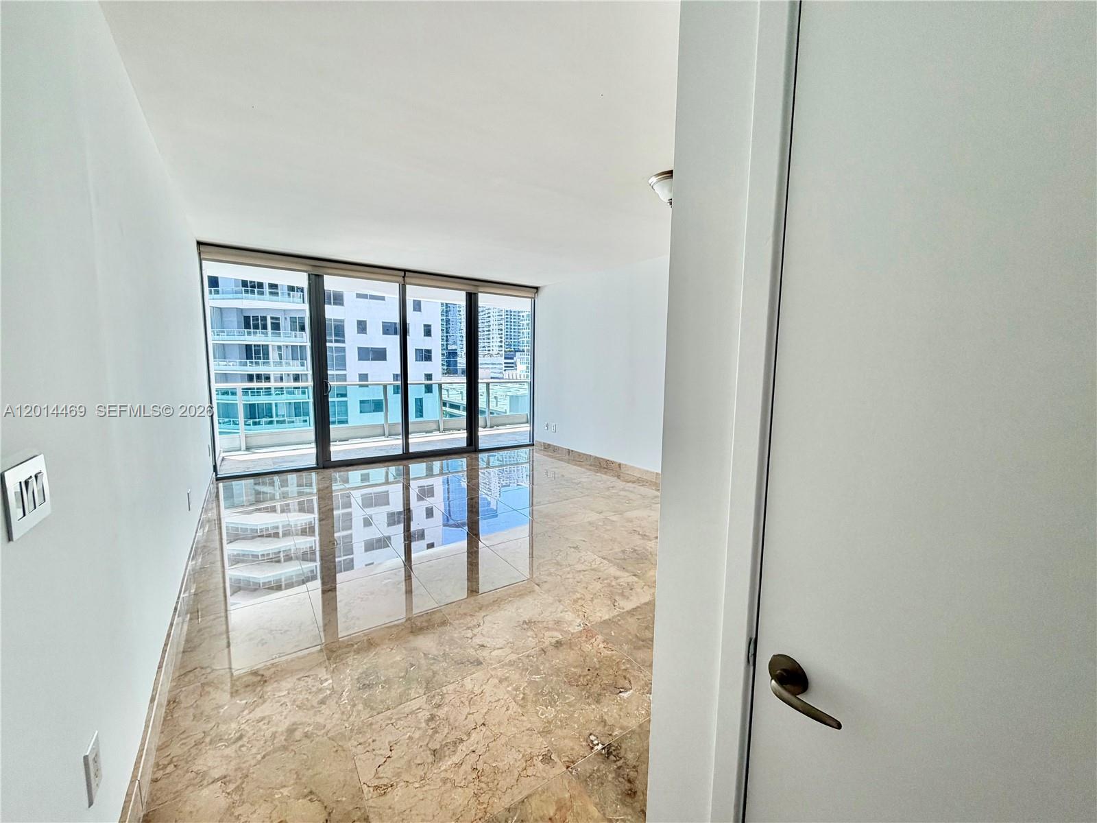 image Jade at Brickell Bay3