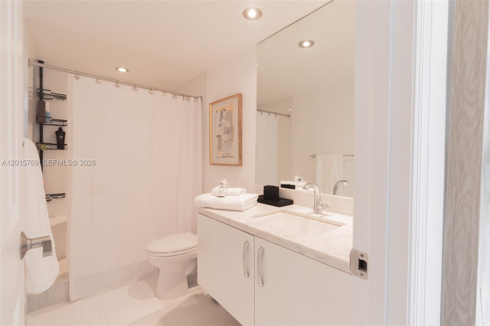 19370 W Collins Ave #902 Sunny Isles Beach, FL 33160