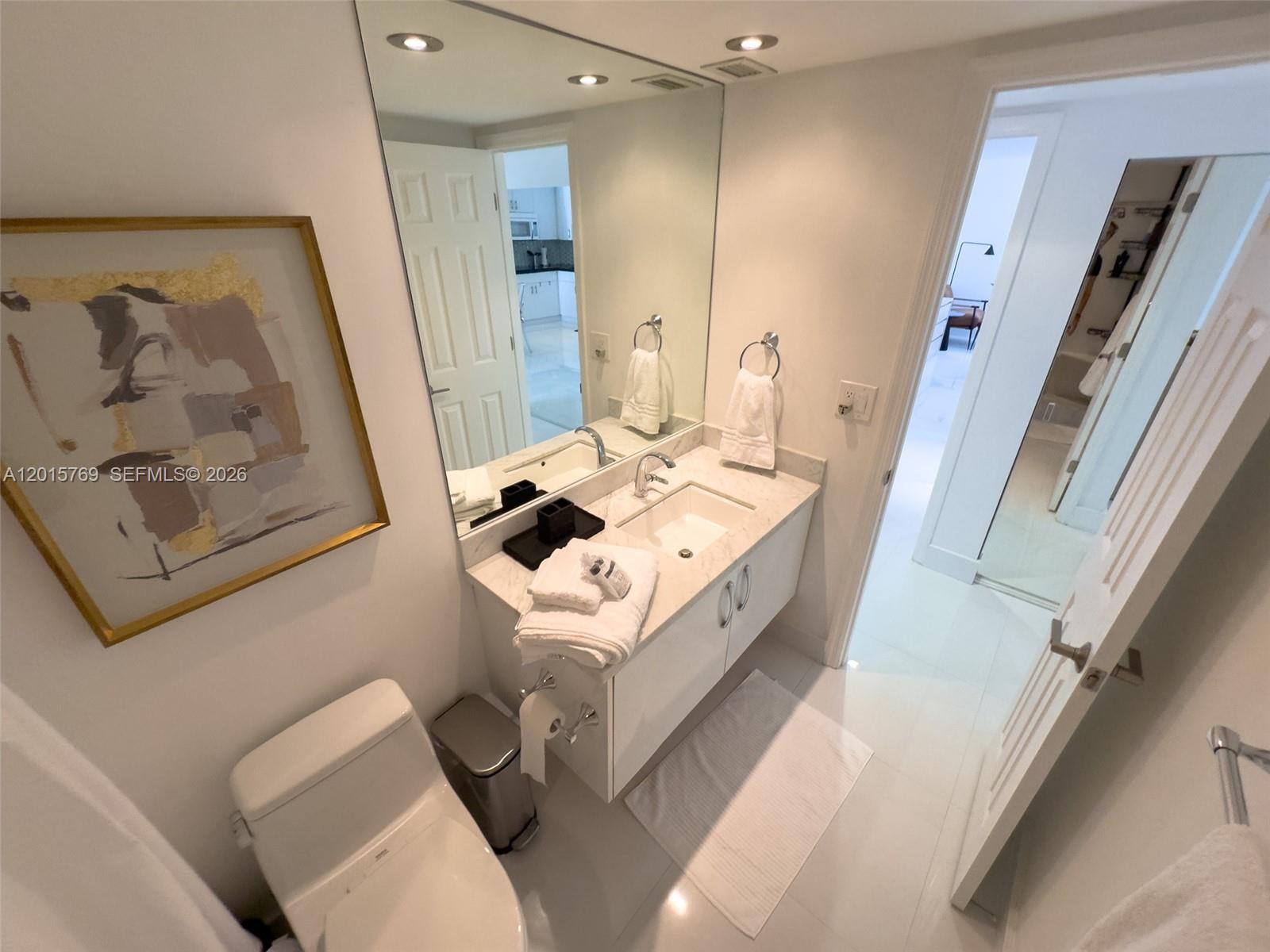 19370 W Collins Ave #902 Sunny Isles Beach, FL 33160