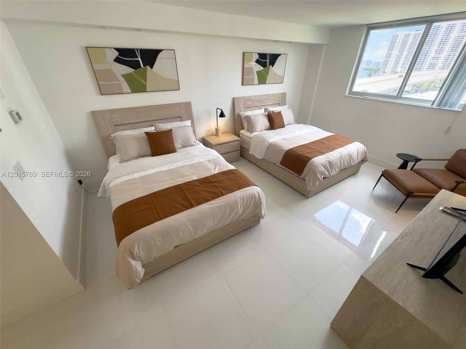 19370 W Collins Ave #902 Sunny Isles Beach, FL 33160