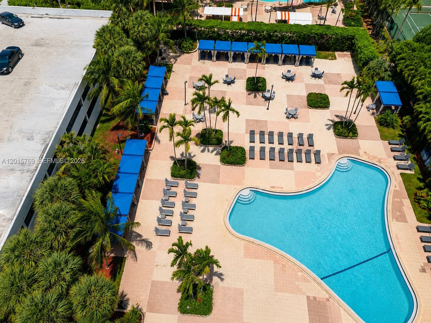 19370 W Collins Ave #902 Sunny Isles Beach, FL 33160