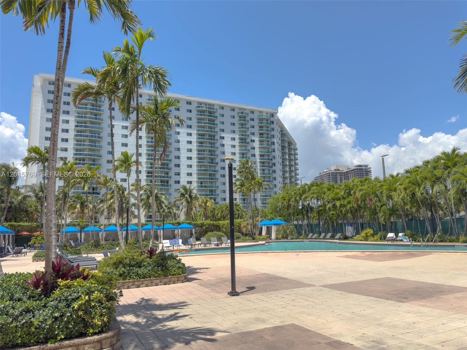 19370 W Collins Ave #902 Sunny Isles Beach, FL 33160