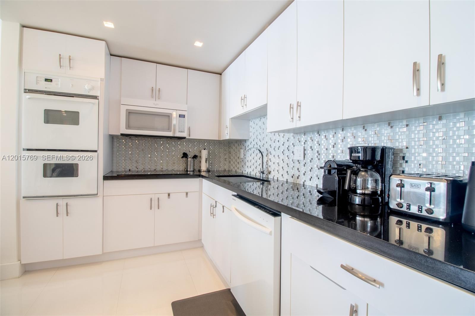 19370 W Collins Ave #902 Sunny Isles Beach, FL 33160