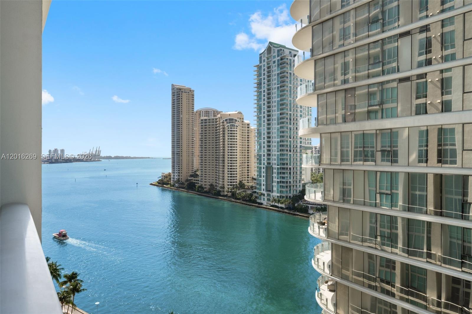300 S Biscayne Blvd #L-L02 Miami, FL 33131