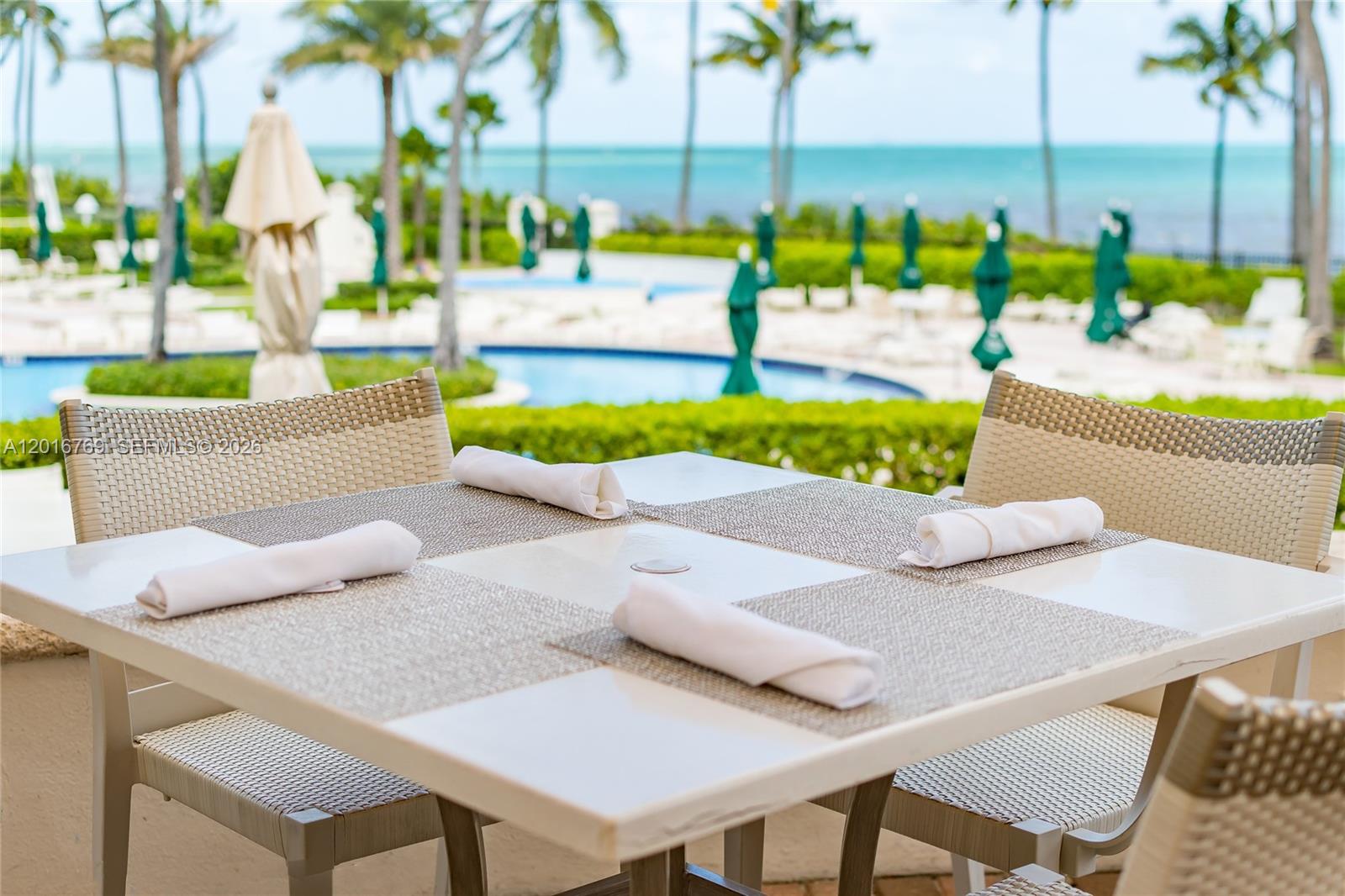 737 Crandon Blvd #402 Key Biscayne, FL 33149