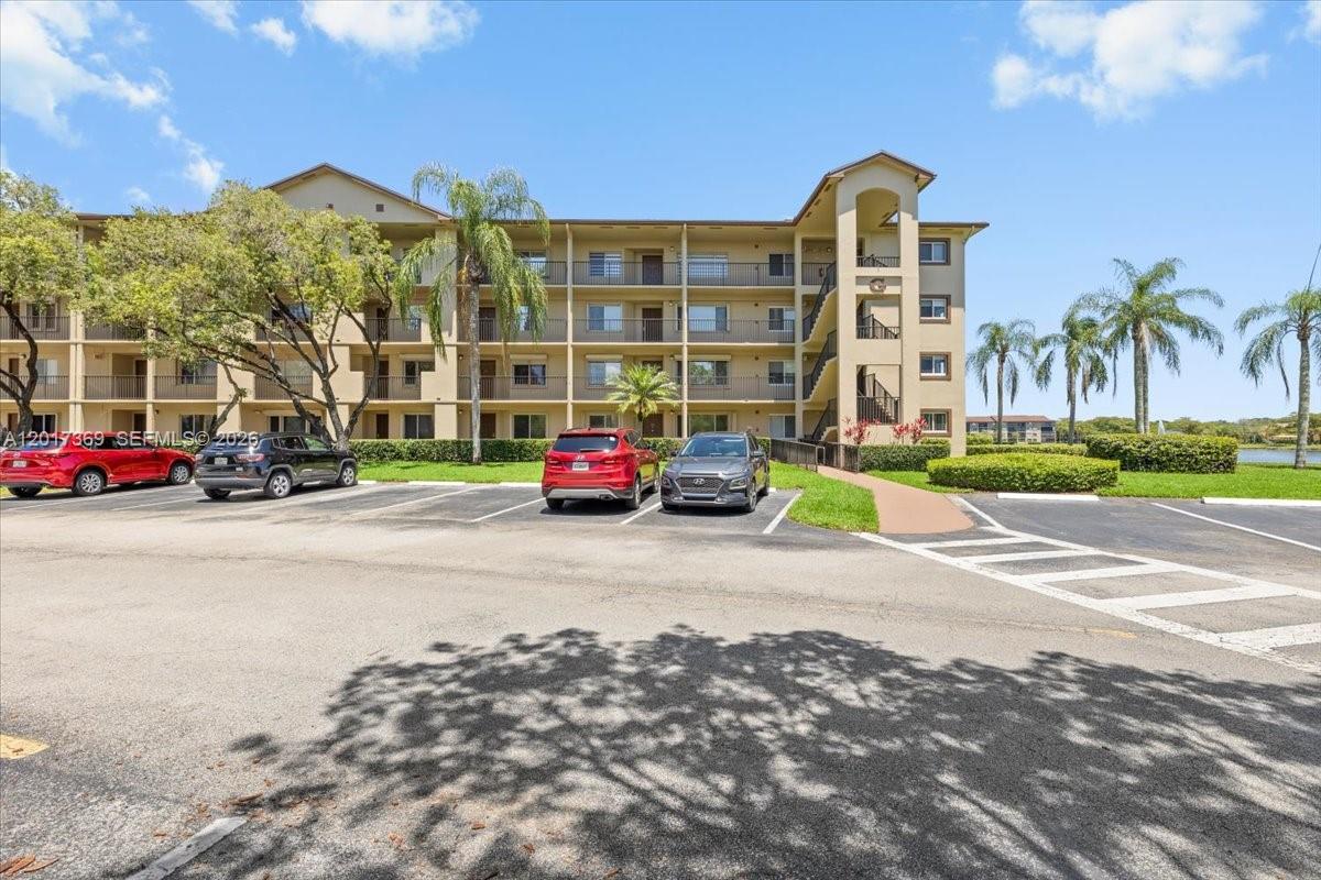 1351 SW 141st Ave #213G