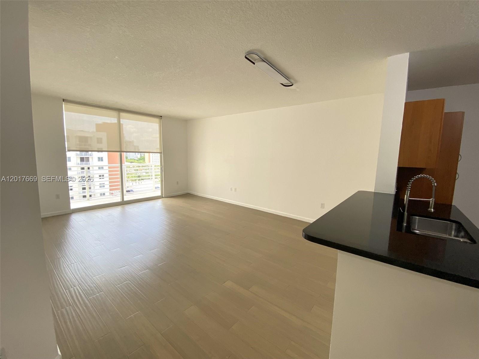 image The Venture at Aventura3