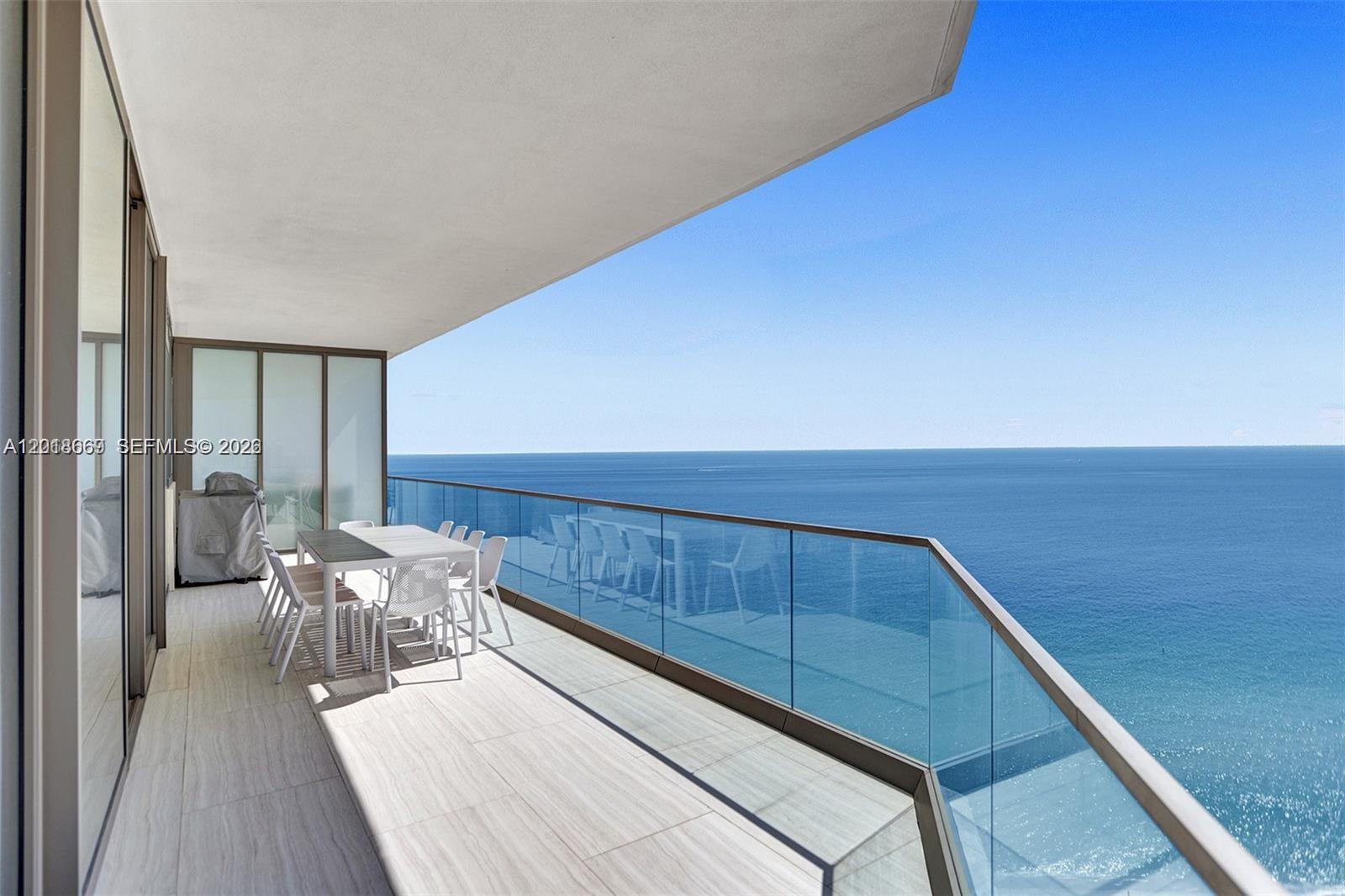 18975 Collins Ave #2204 Sunny Isles Beach, FL 33160