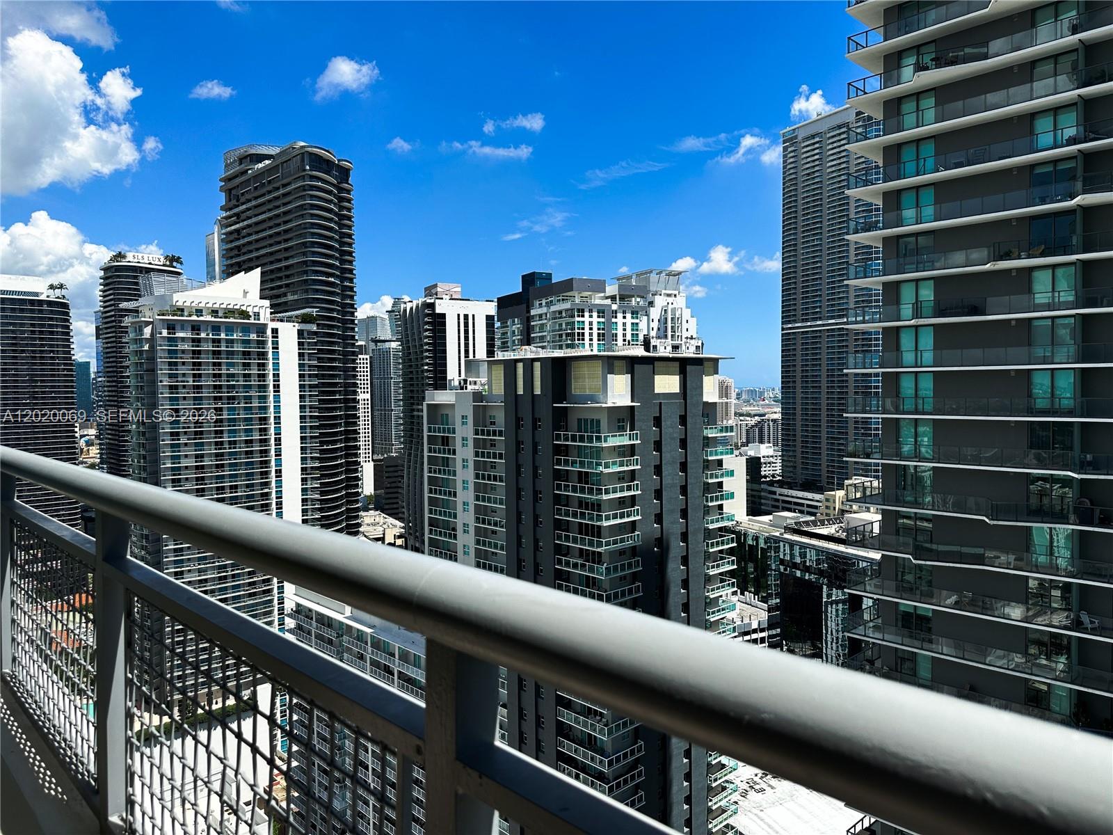 image Infinity at Brickell10