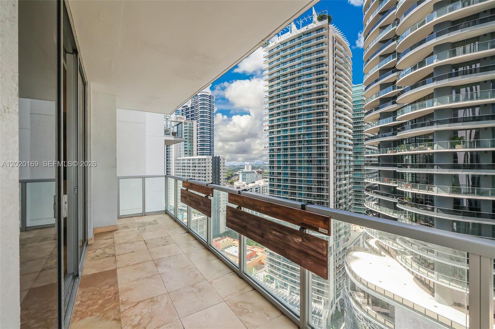 image 1060 Brickell - 105038