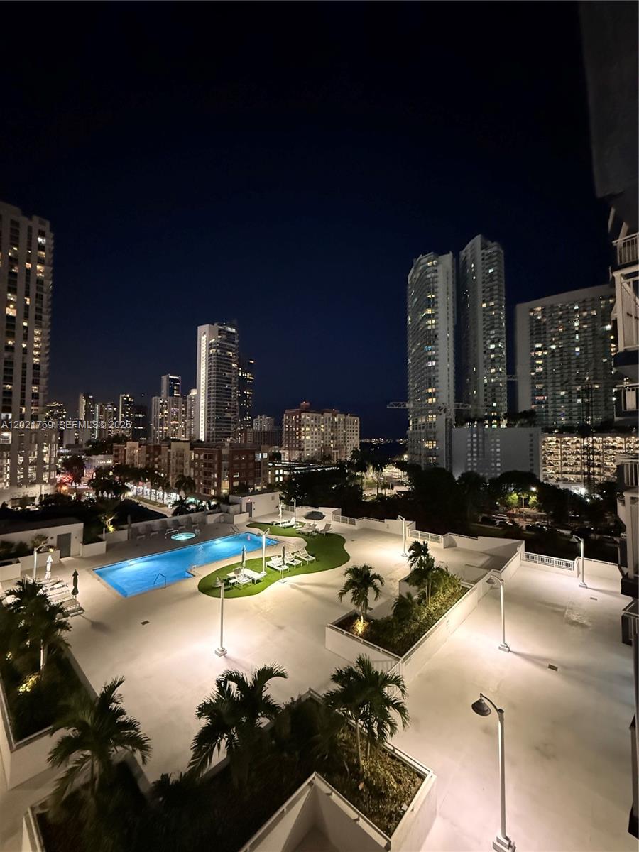 image 1800 Biscayne Plaza27