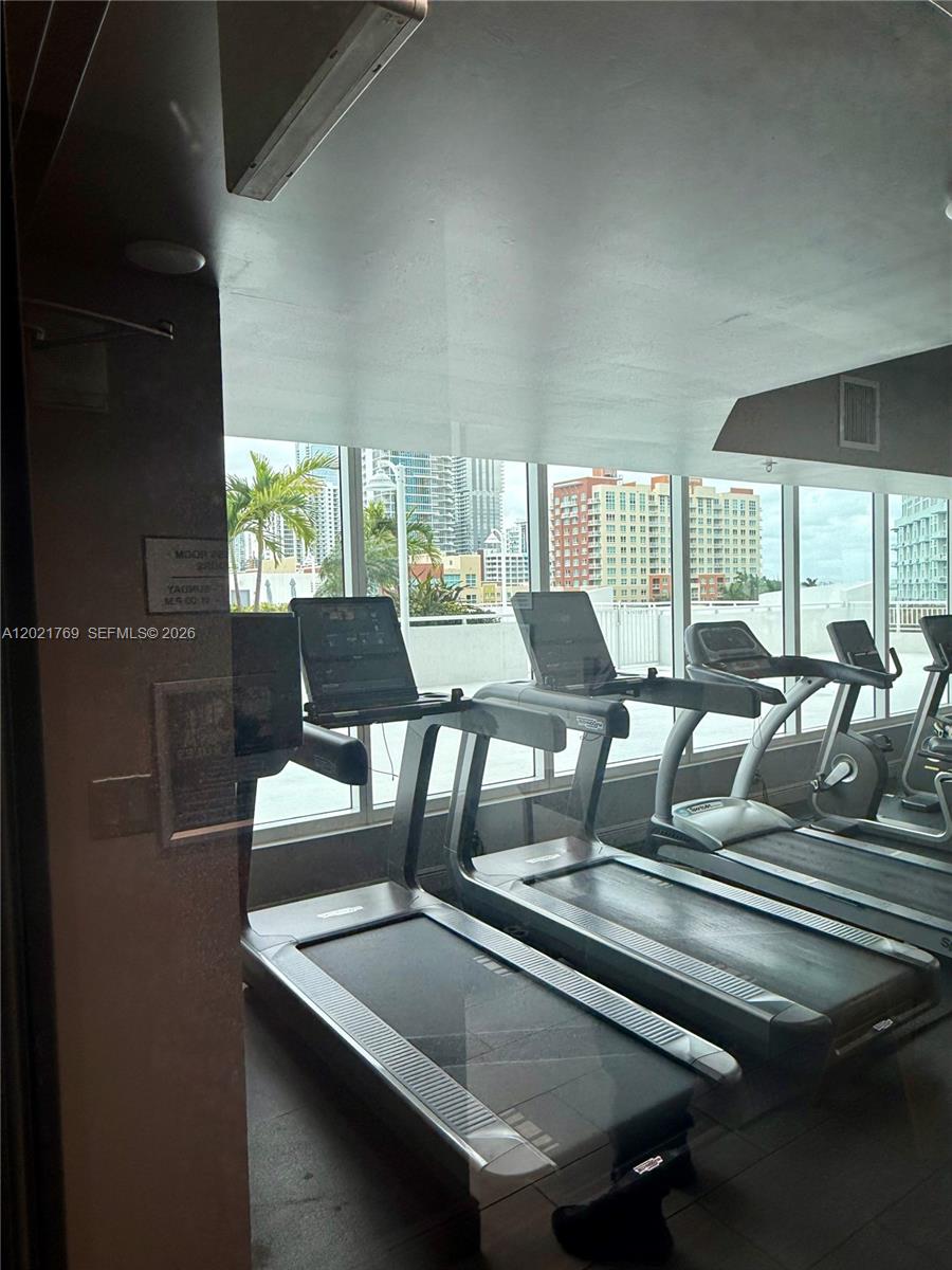 image 1800 Biscayne Plaza33