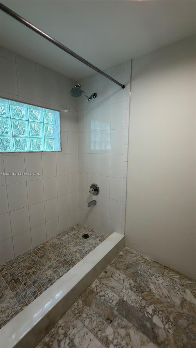 7700 SW 52nd Ct Miami, FL 33143