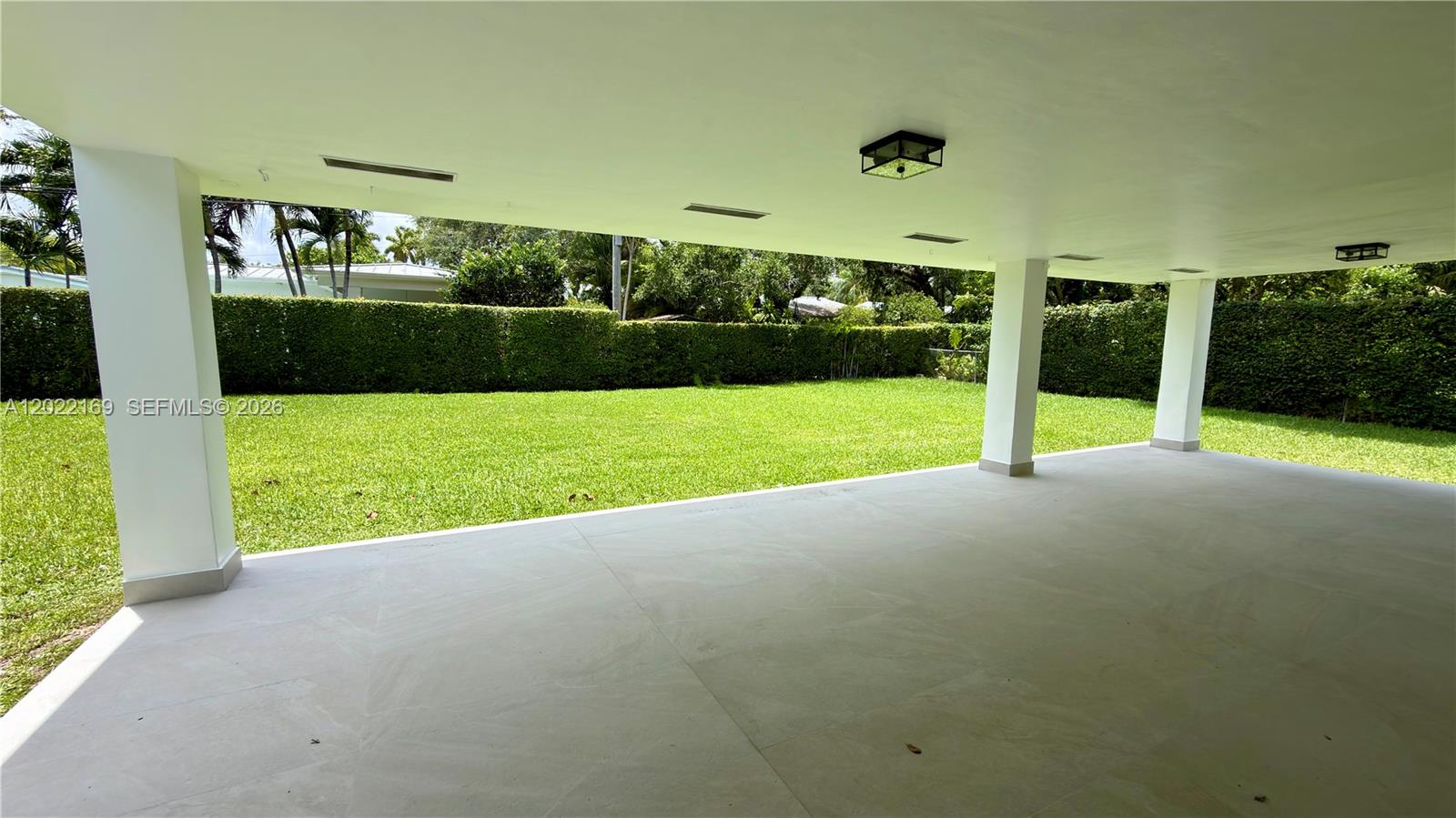 7700 SW 52nd Ct Miami, FL 33143
