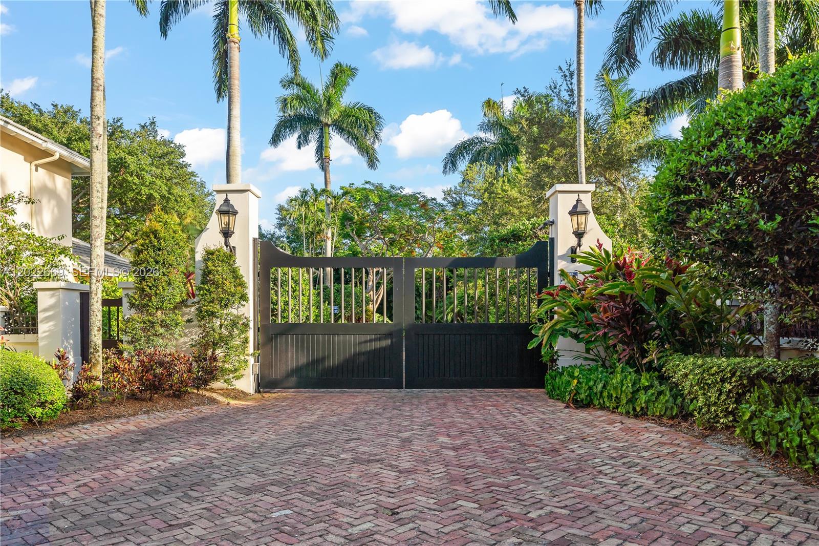5700 SW 86th St South Miami, FL 33143