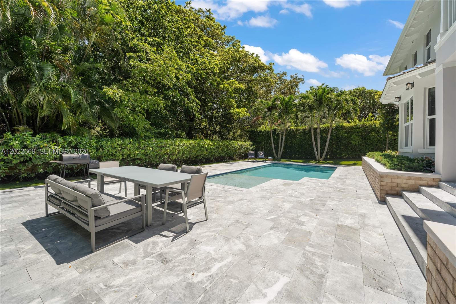 5700 SW 86th St South Miami, FL 33143