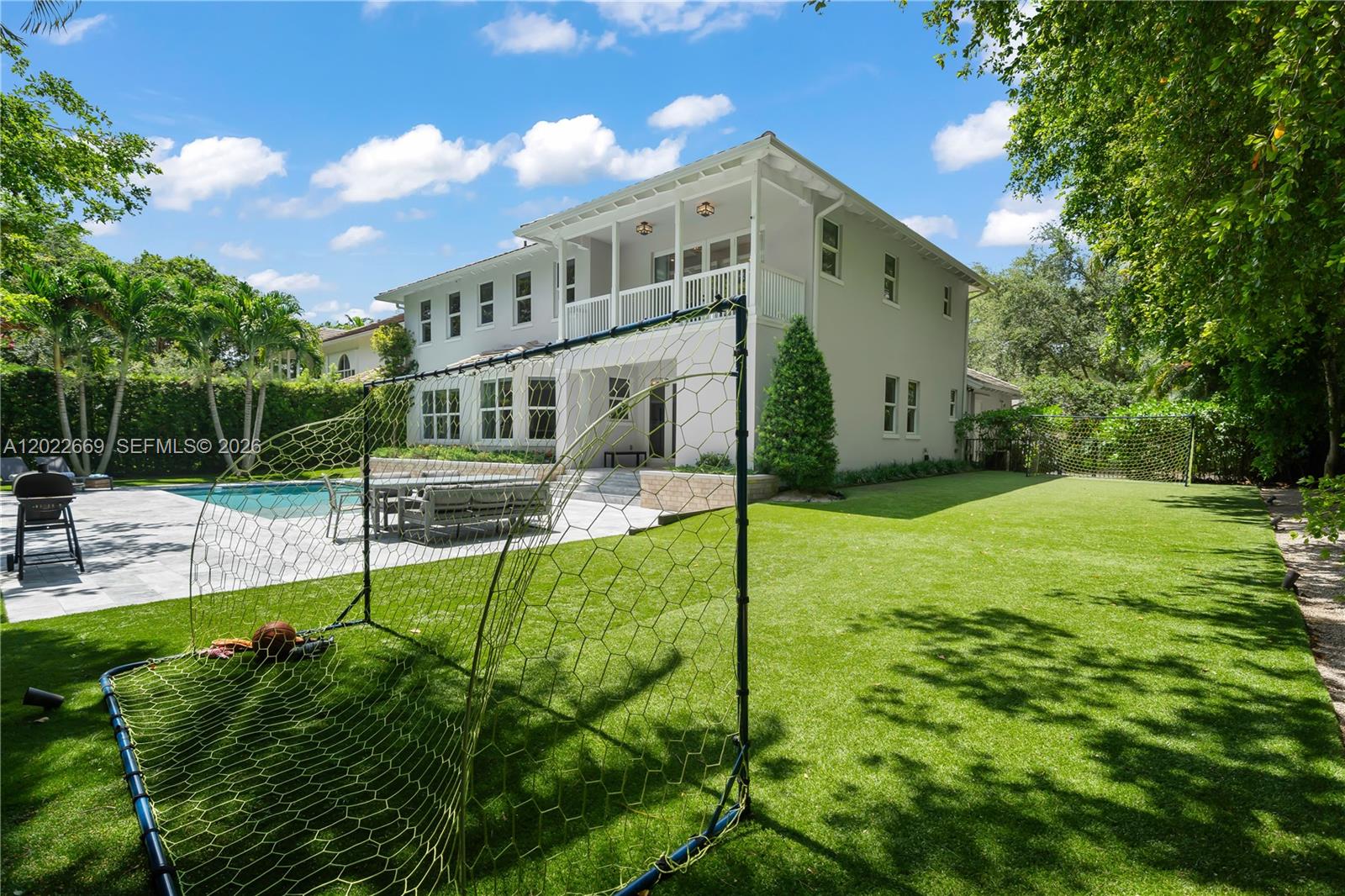 5700 SW 86th St South Miami, FL 33143