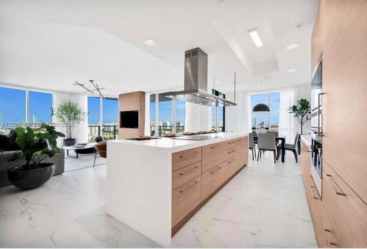 image Marina Palms Residences S0