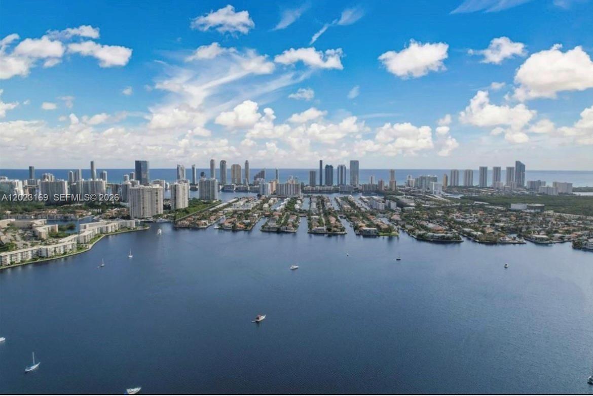 image Marina Palms Residences S14