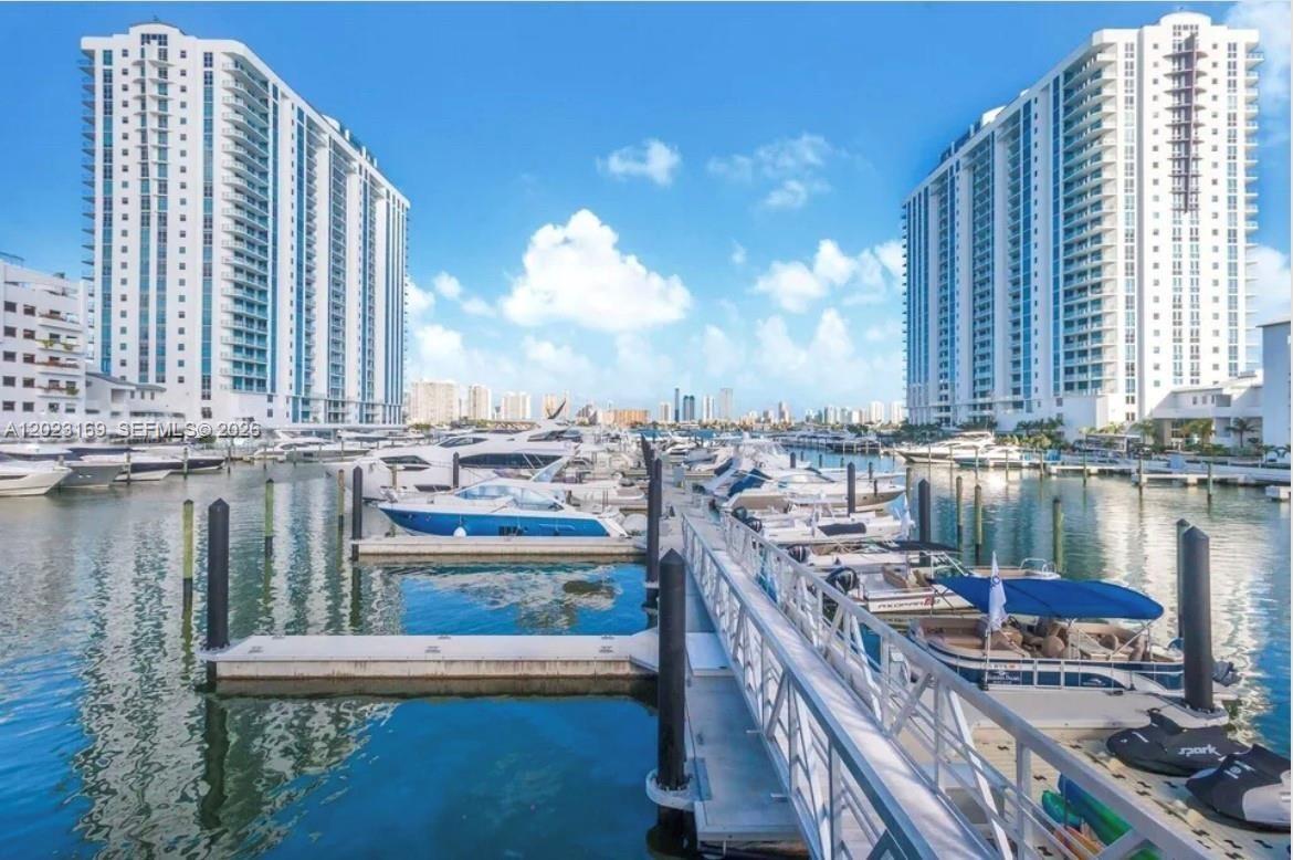 image Marina Palms Residences S20