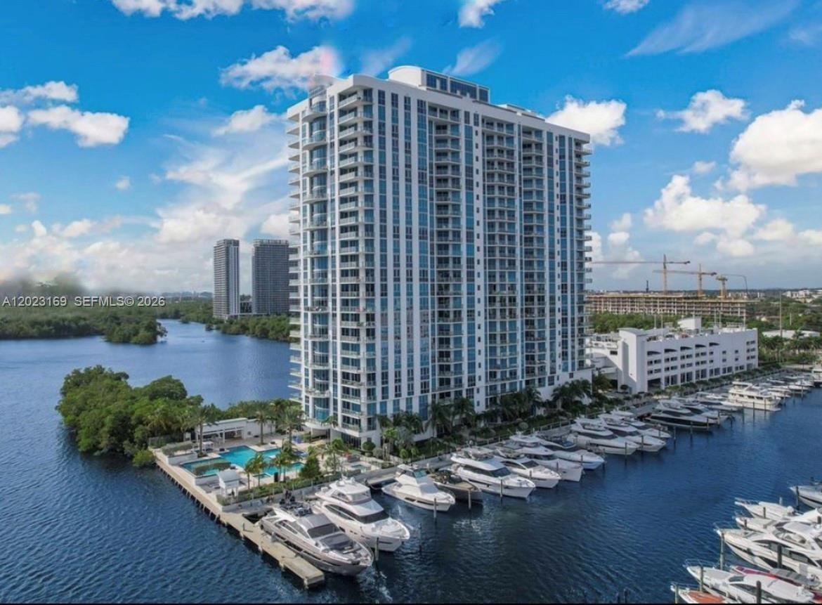 image Marina Palms Residences S24