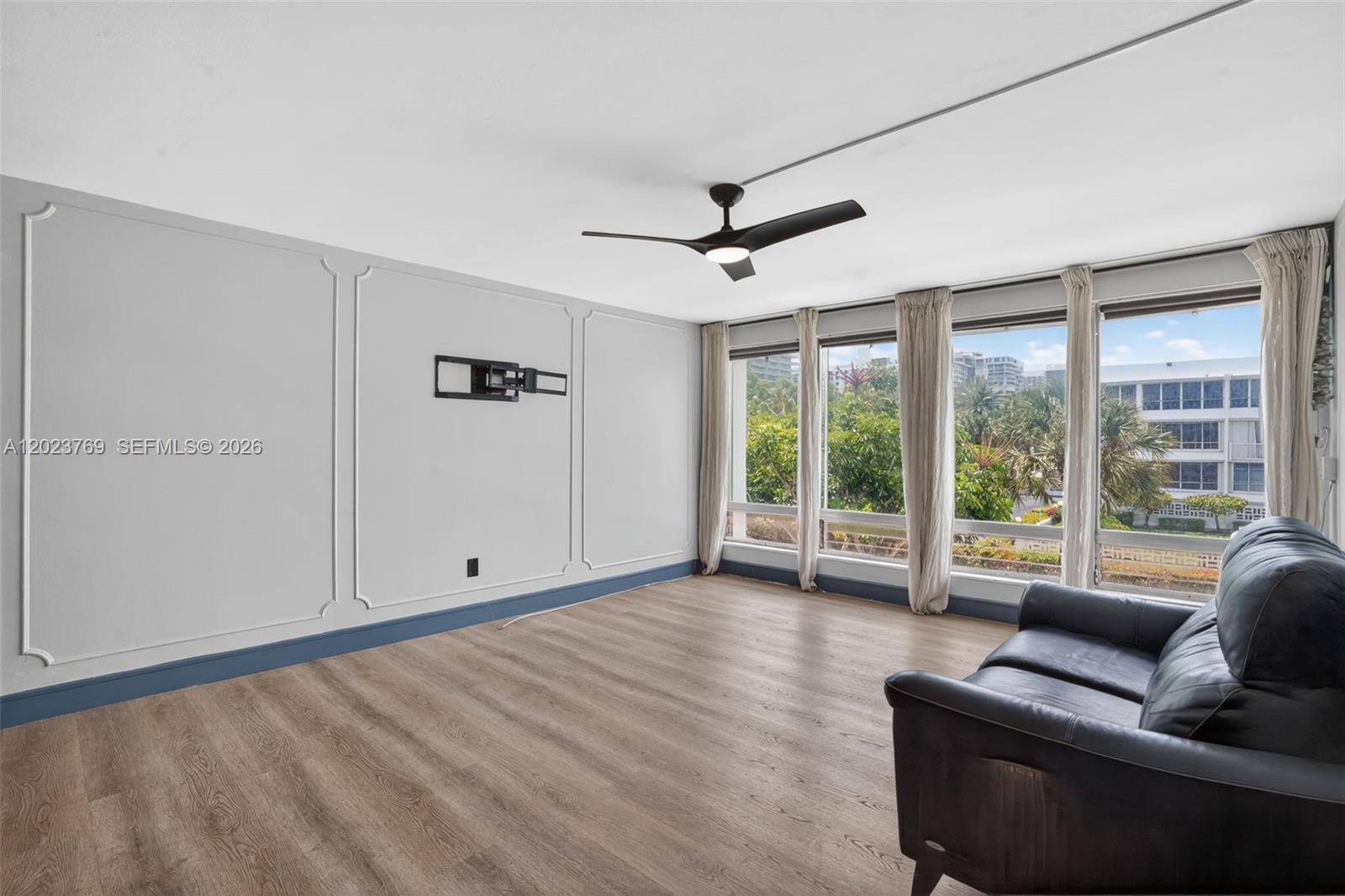 10240 Collins Ave #207 Bal Harbour, FL 33154