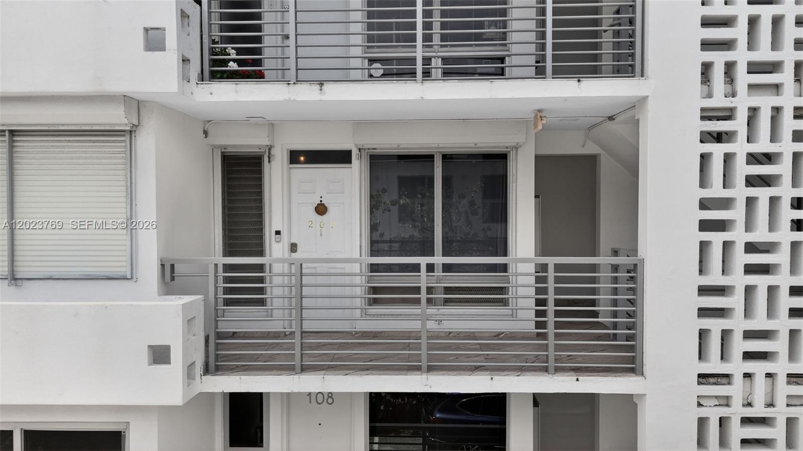 10240 Collins Ave #207 Bal Harbour, FL 33154