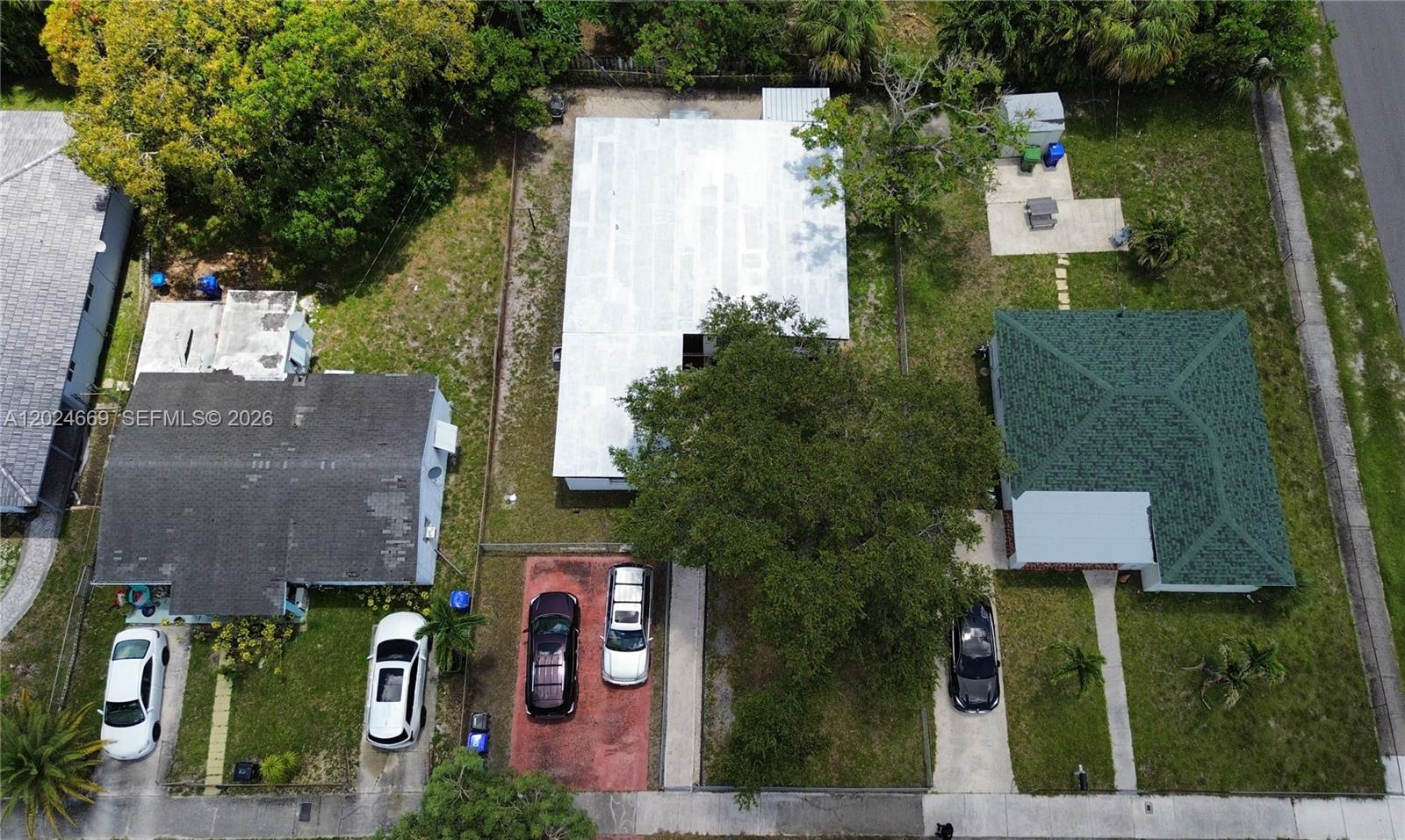 404 NW 18th Ave Fort Lauderdale, FL 33311