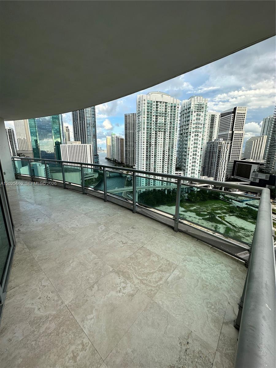 350 S Miami Ave #2302 Miami, FL 33130