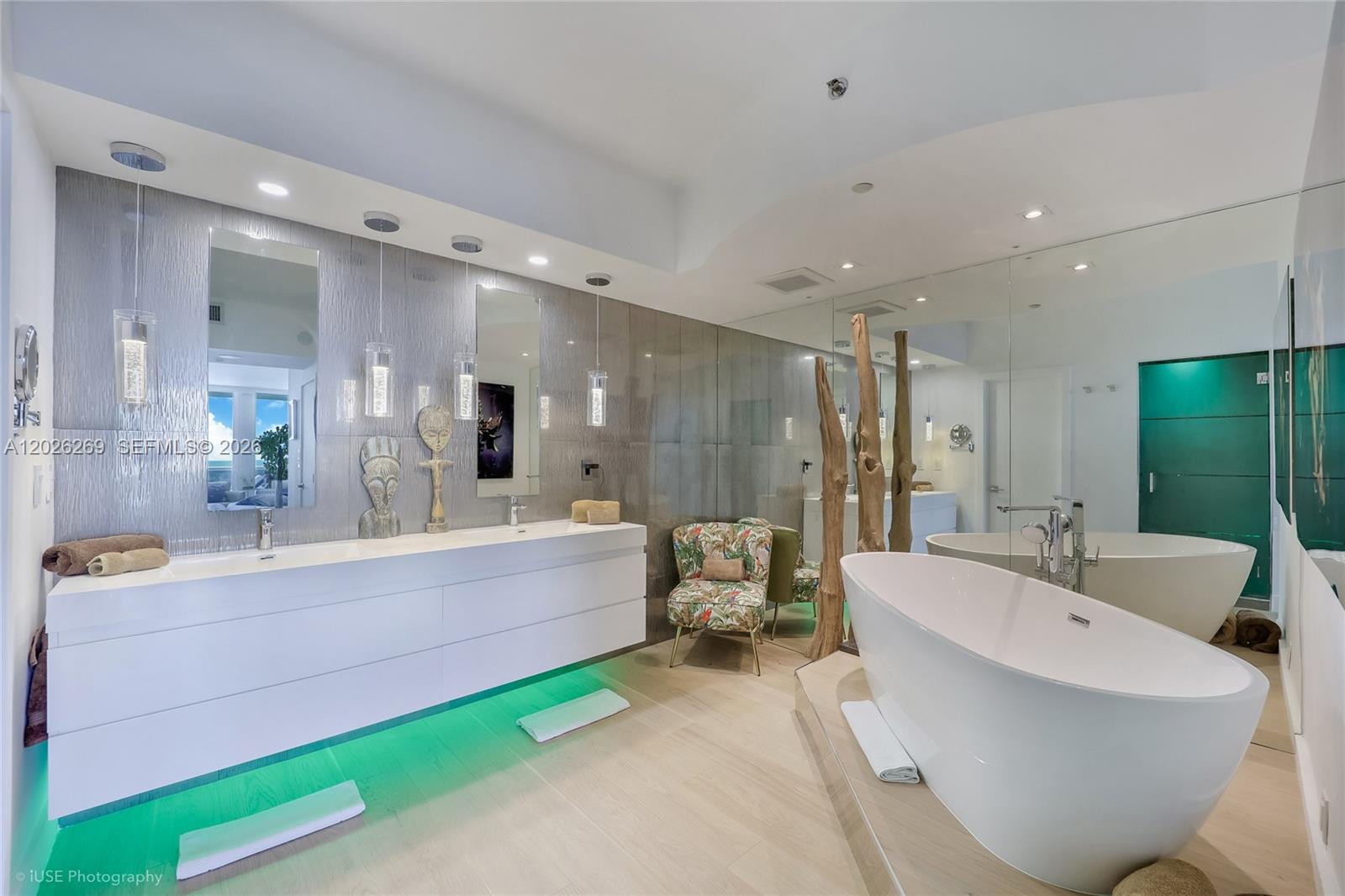 400 Alton Rd #1506 Miami Beach, FL 33139