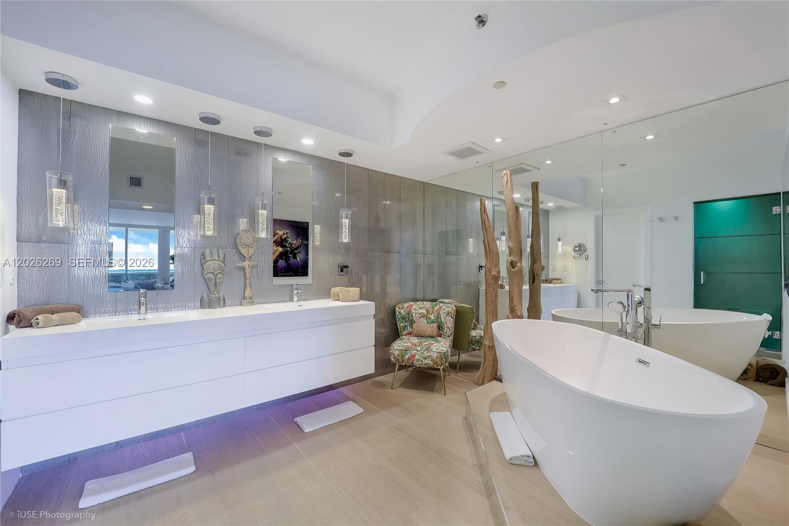 400 Alton Rd #1506 Miami Beach, FL 33139