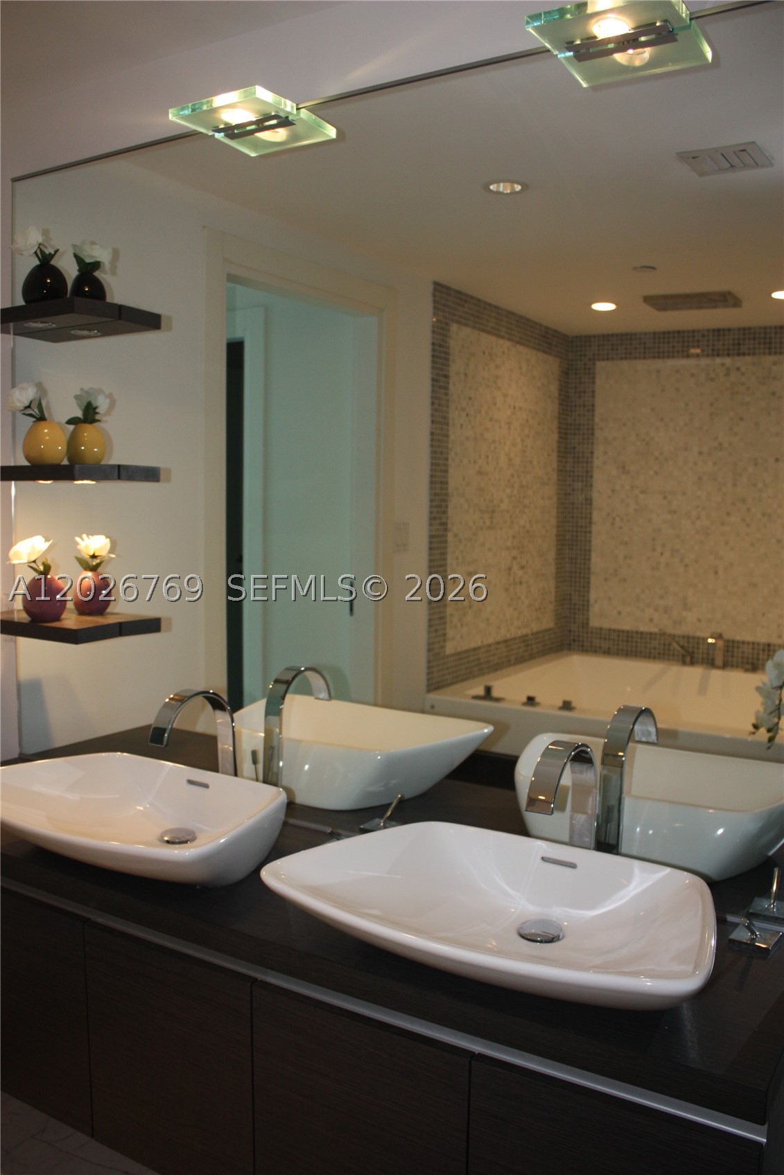 image Epic Residences4