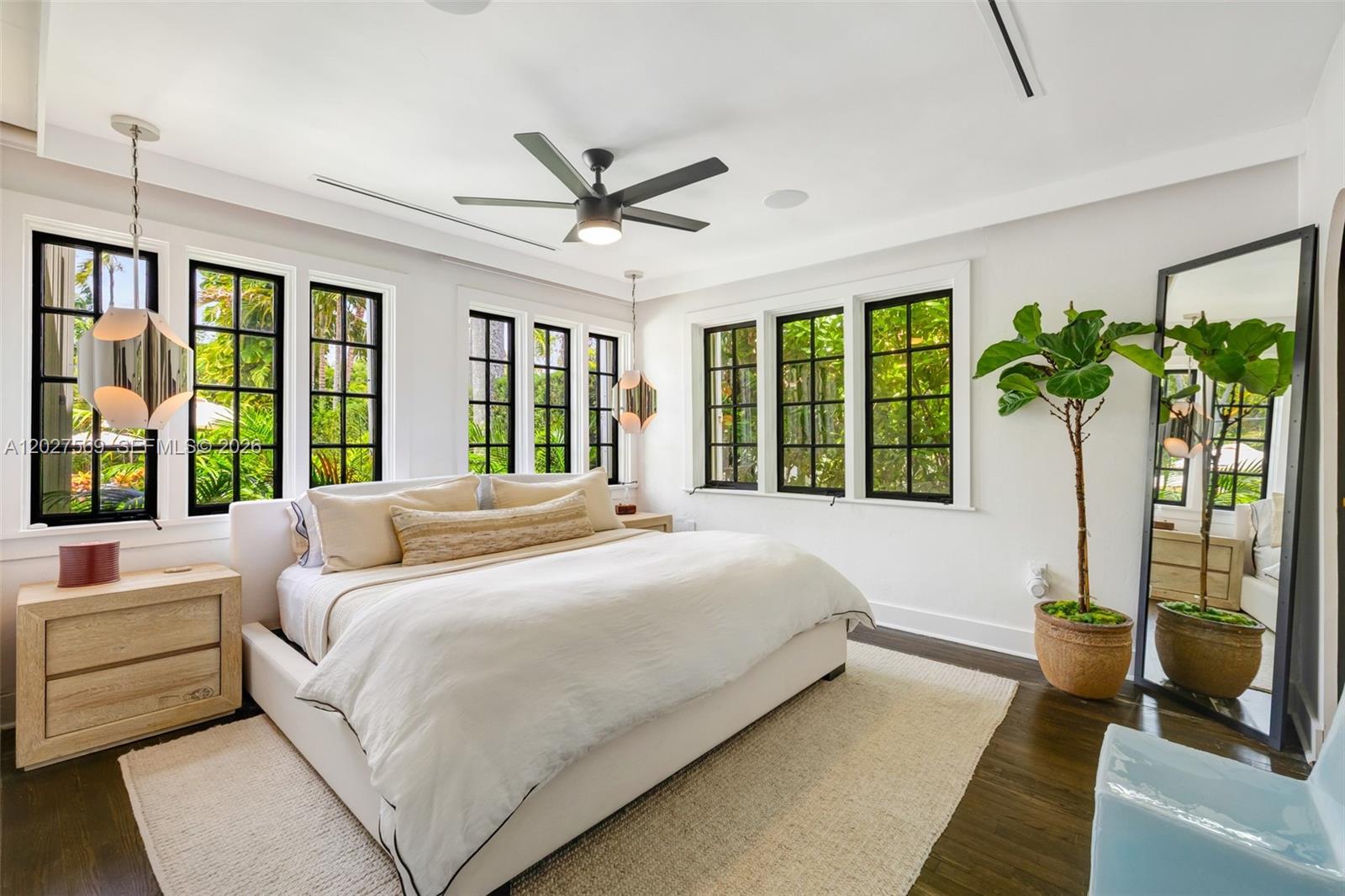 1225 Alhambra Cir Coral Gables, FL 33134