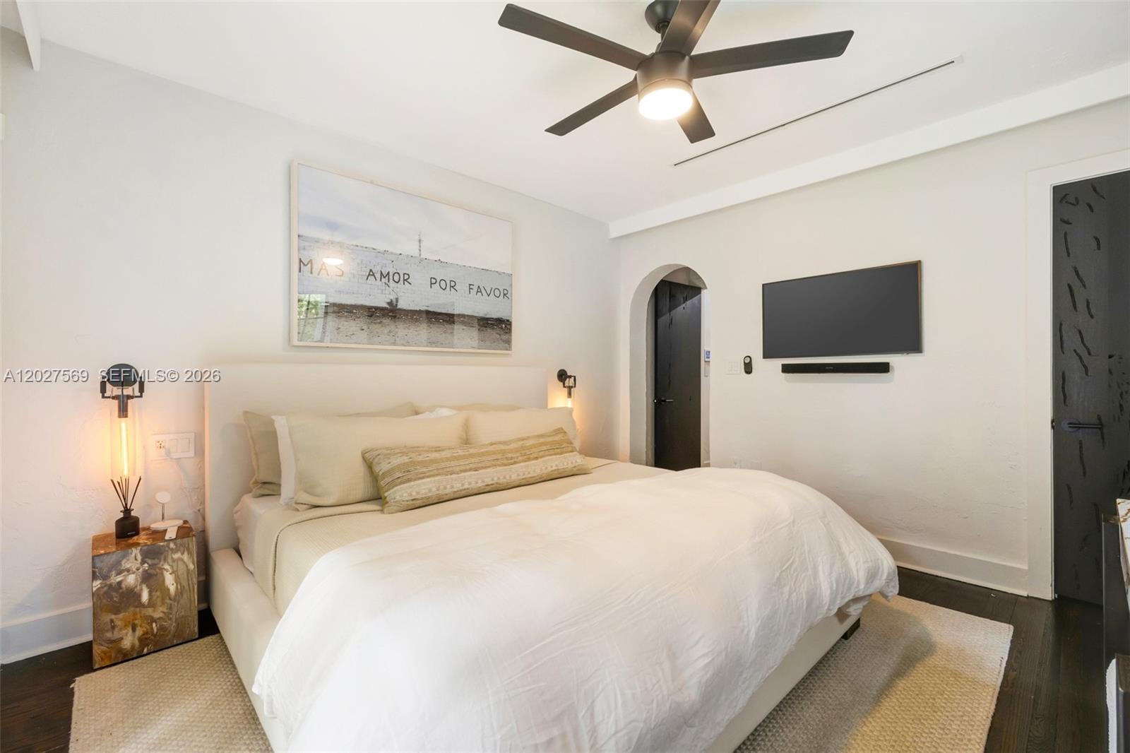 1225 Alhambra Cir Coral Gables, FL 33134