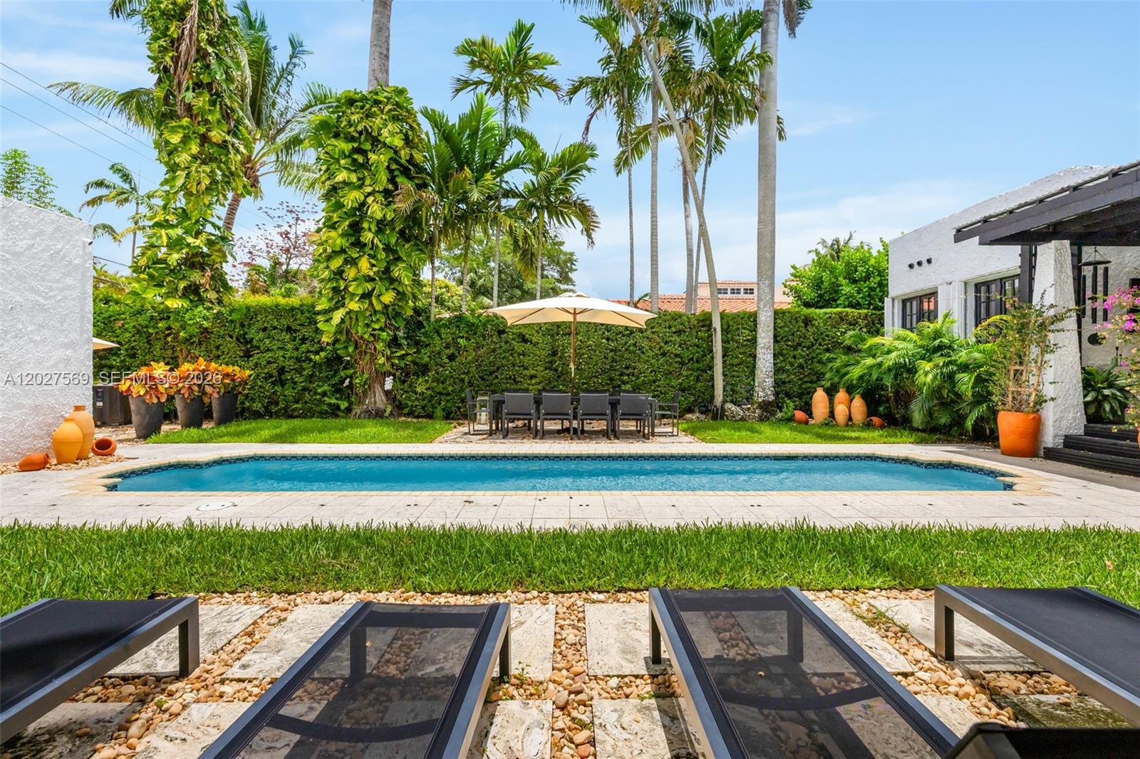 1225 Alhambra Cir Coral Gables, FL 33134