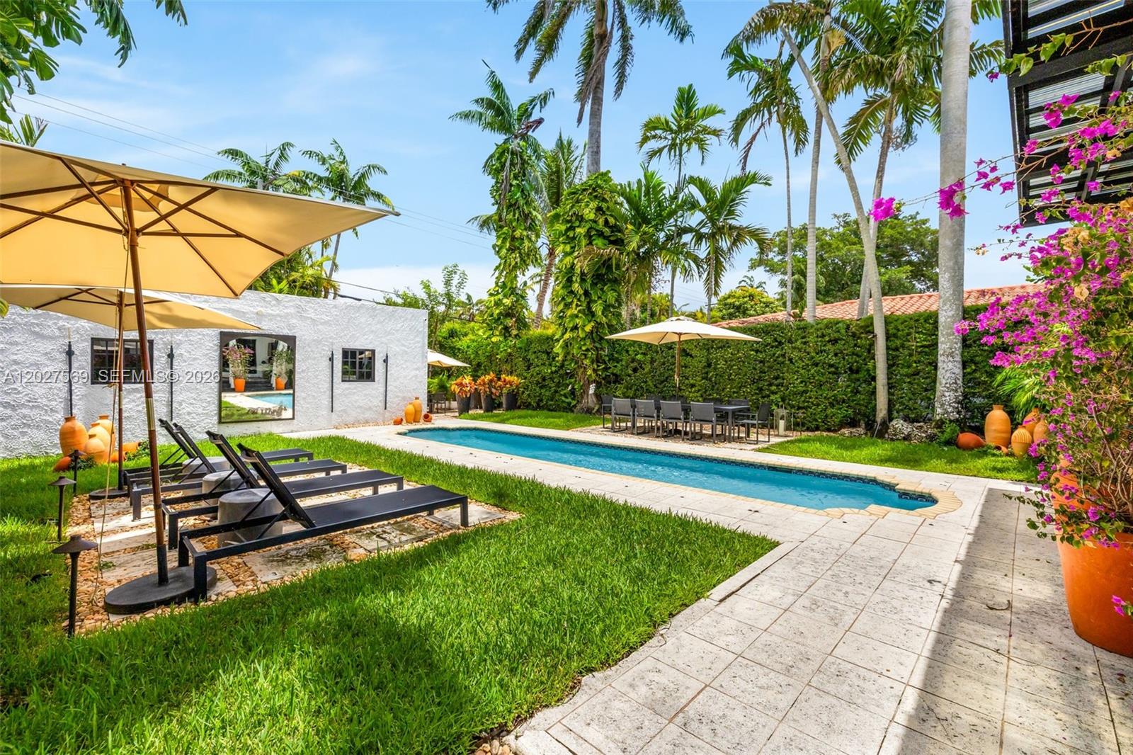 1225 Alhambra Cir Coral Gables, FL 33134