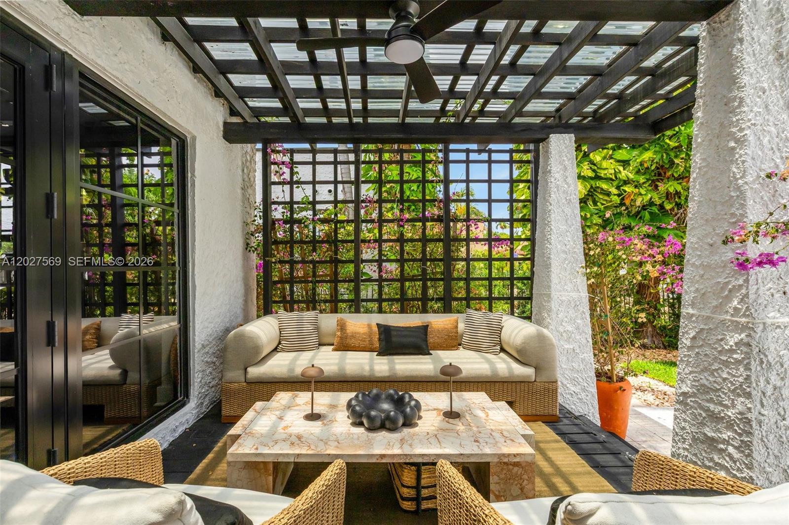 1225 Alhambra Cir Coral Gables, FL 33134