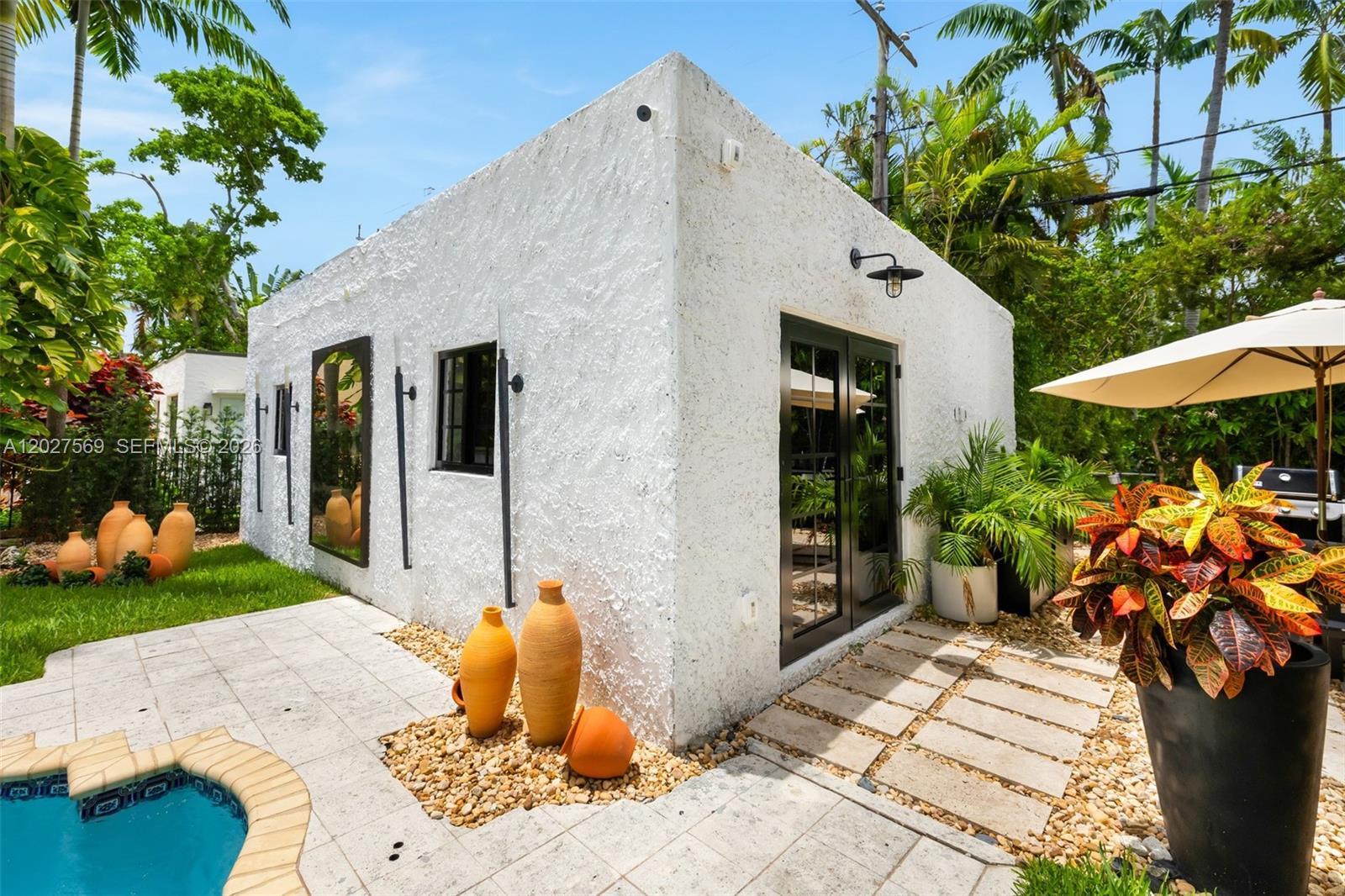 1225 Alhambra Cir Coral Gables, FL 33134